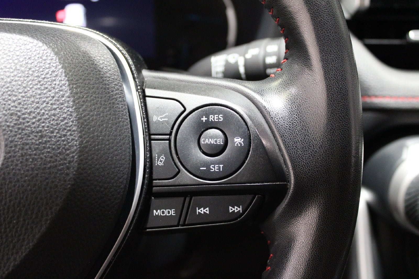 2022 Toyota RAV4 XSE - Photo 27