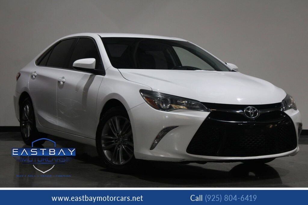 Used 2016 Toyota Camry LE Sedan