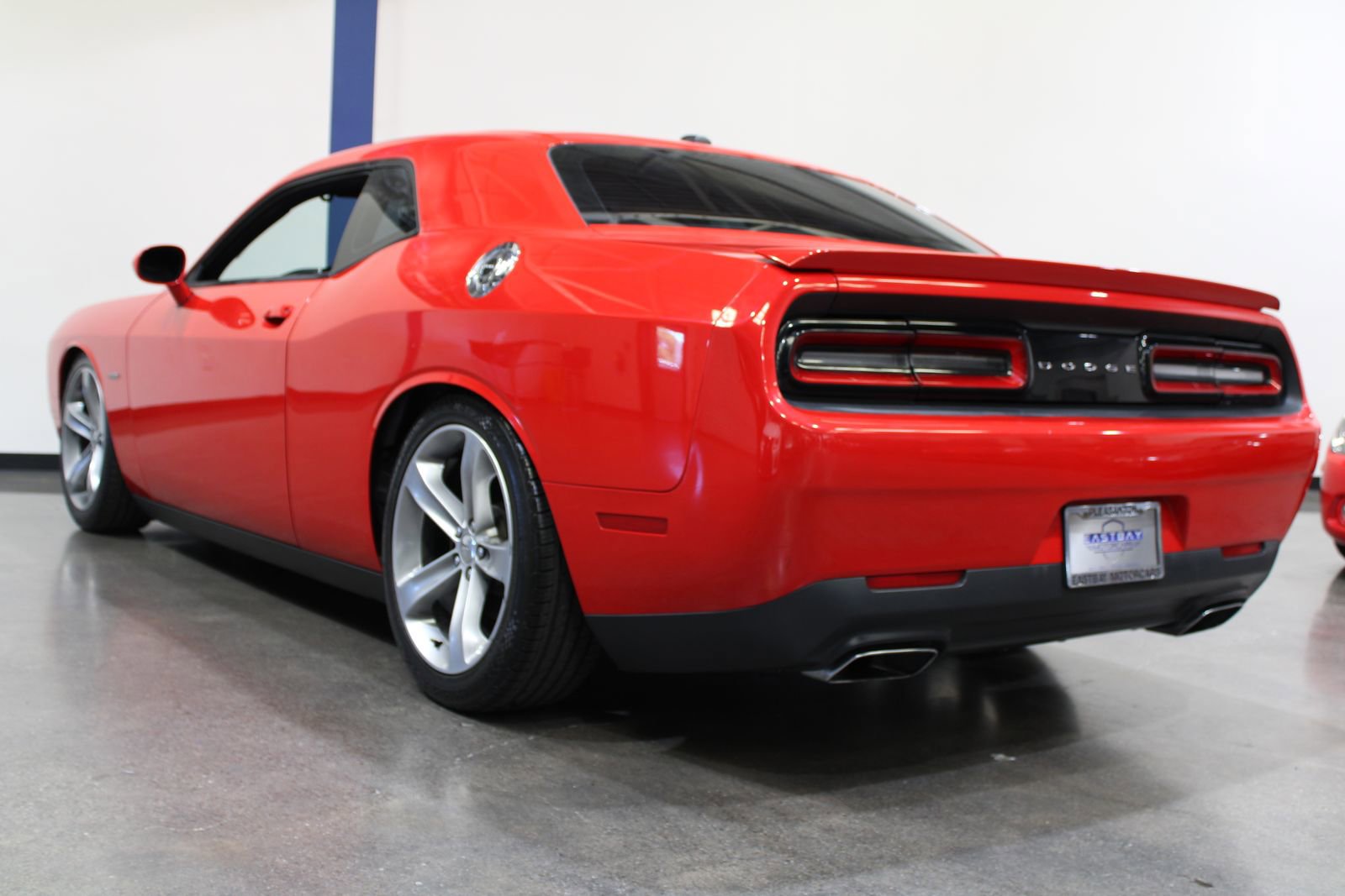 2015 Dodge Challenger R/T - Photo 9