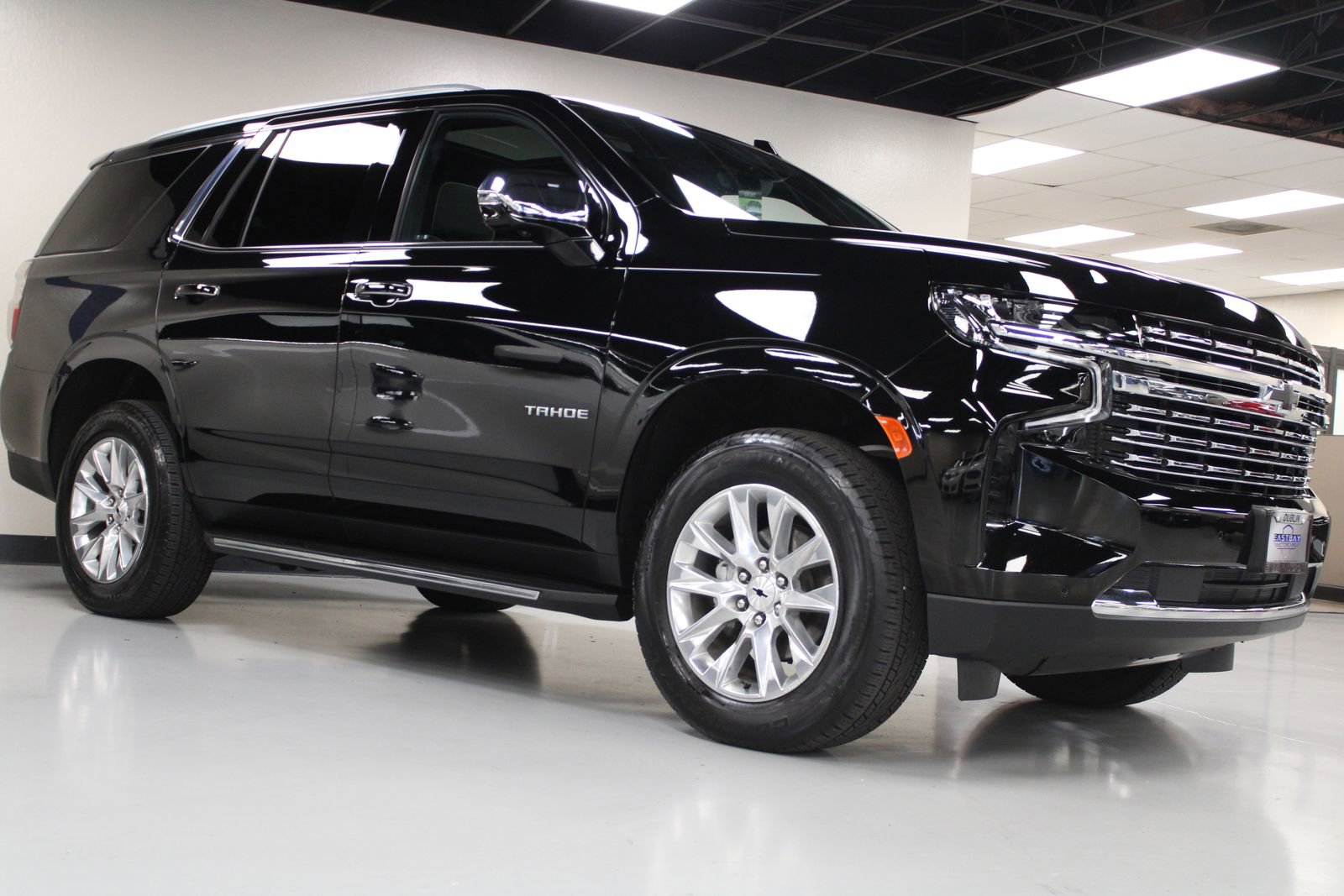 2024 Chevrolet Tahoe Premier photo 3