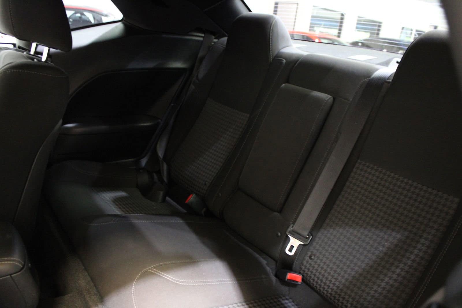 2015 Dodge Challenger R/T - Photo 21