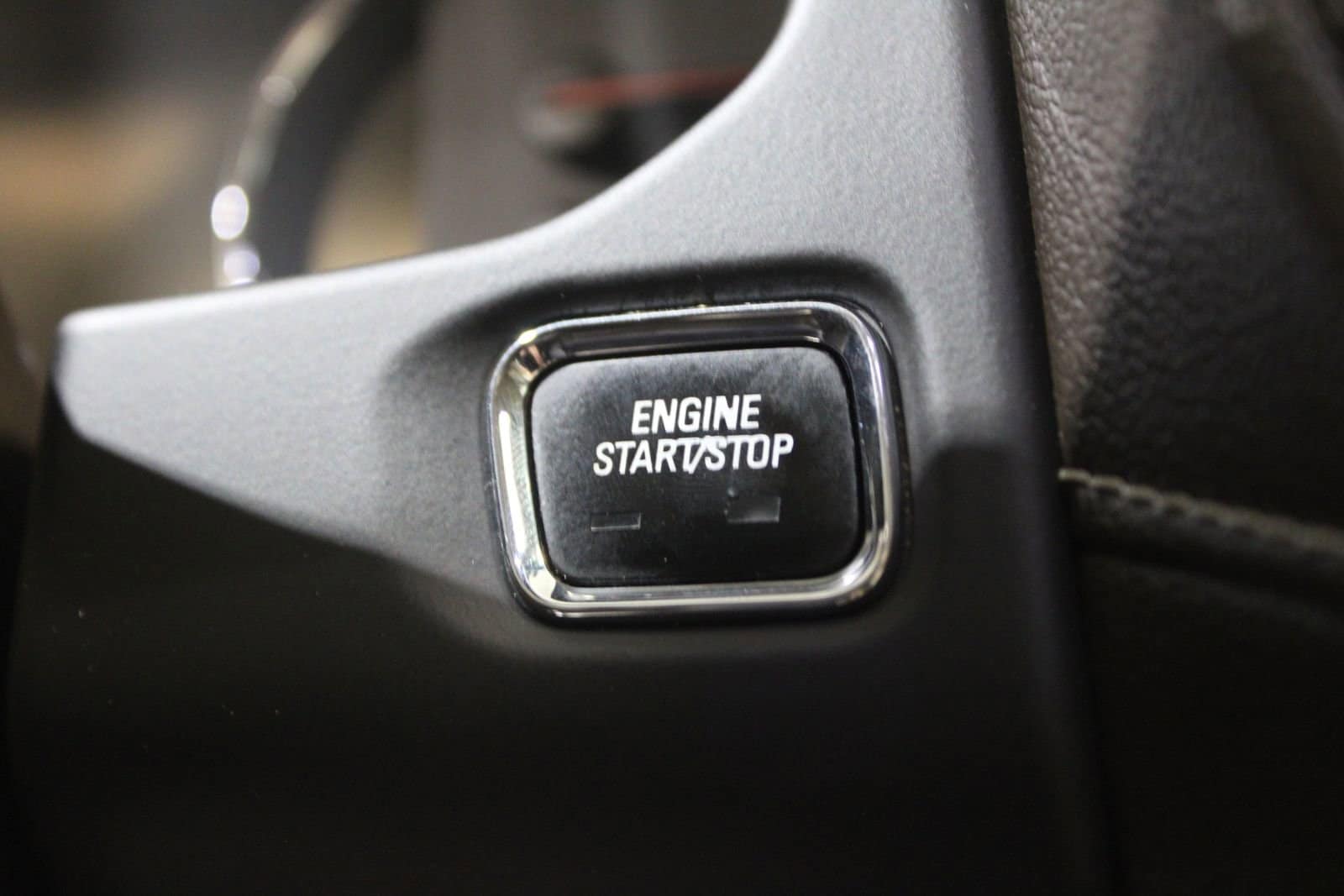2017 GMC Acadia Denali - Photo 27