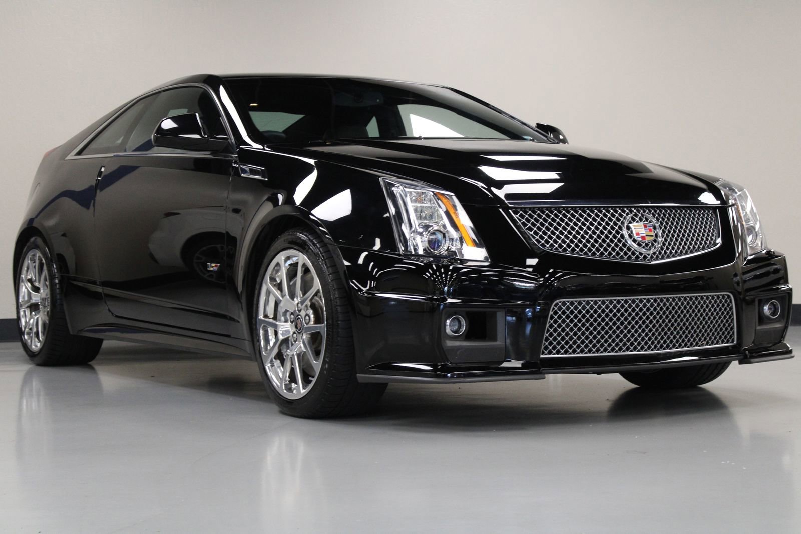 2011 Cadillac CTS V Base photo 3