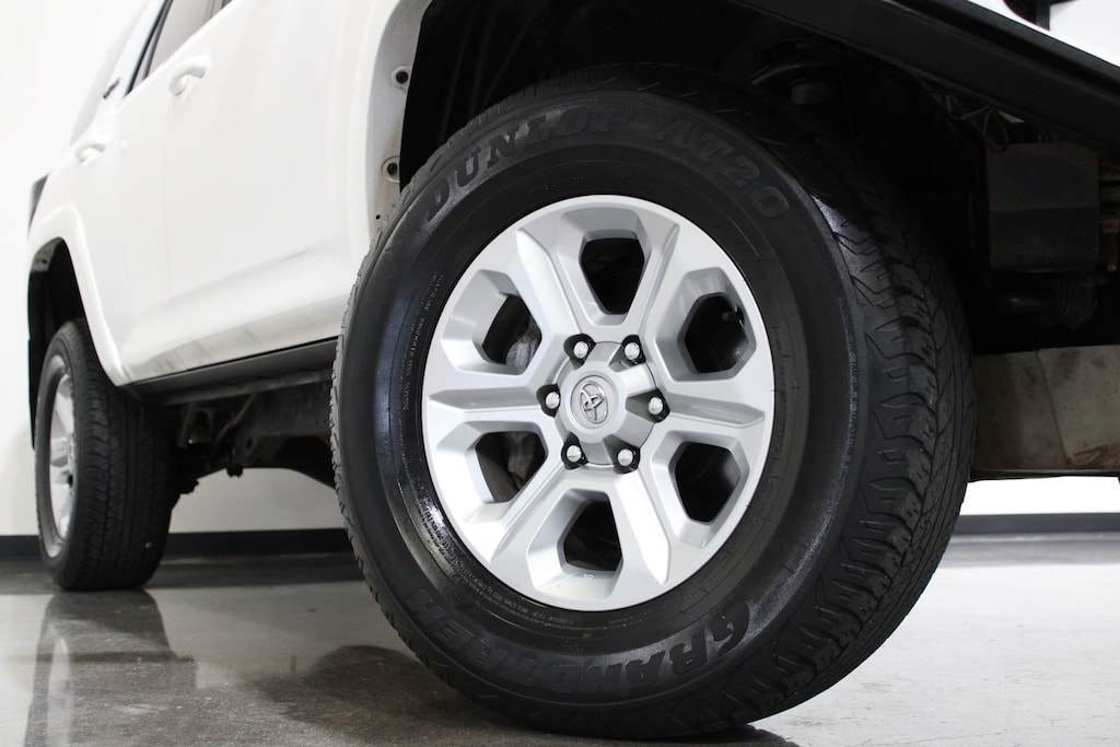 2017 Toyota 4Runner TRD Pro photo 3