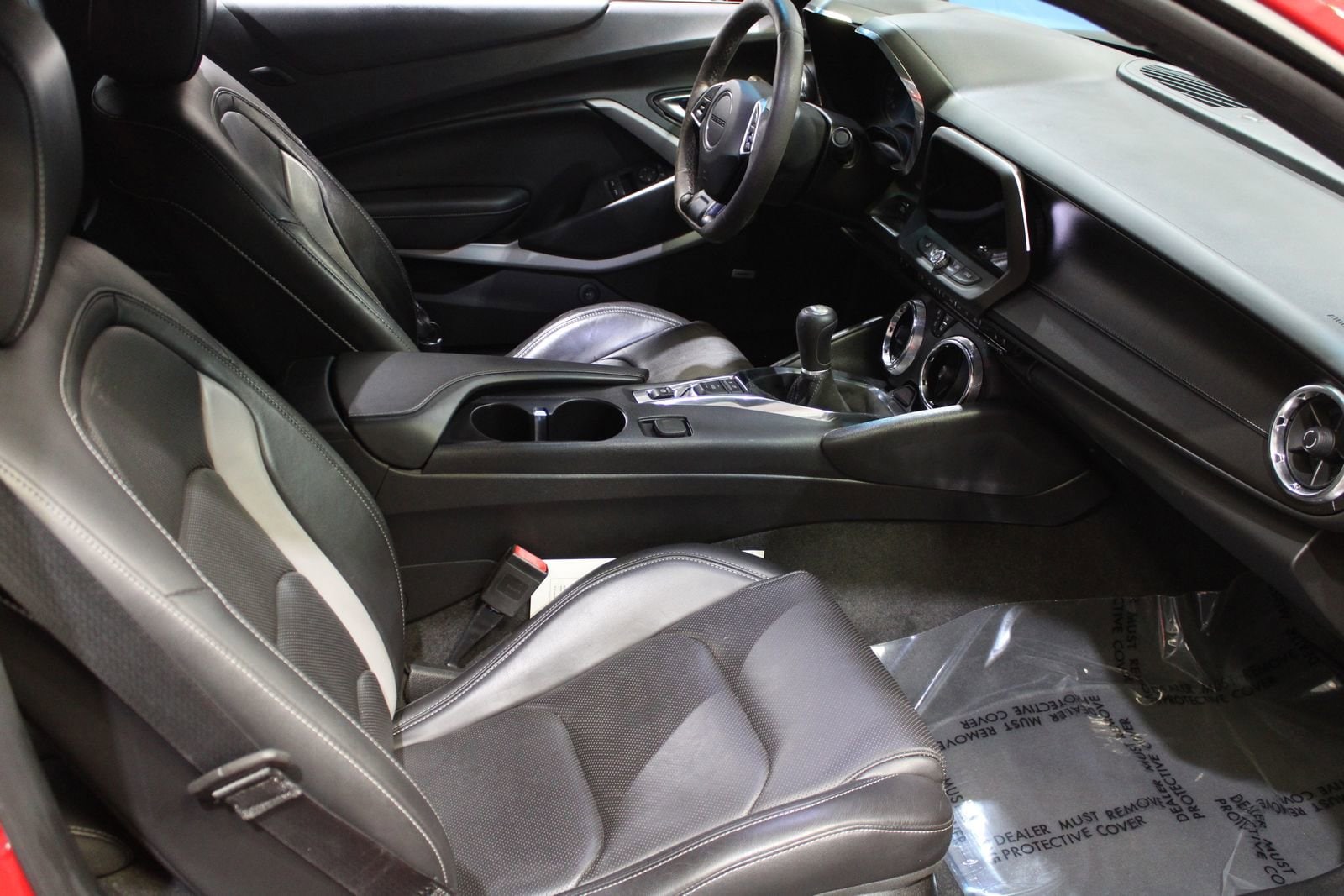 2019 Chevrolet Camaro 2LT - Photo 31
