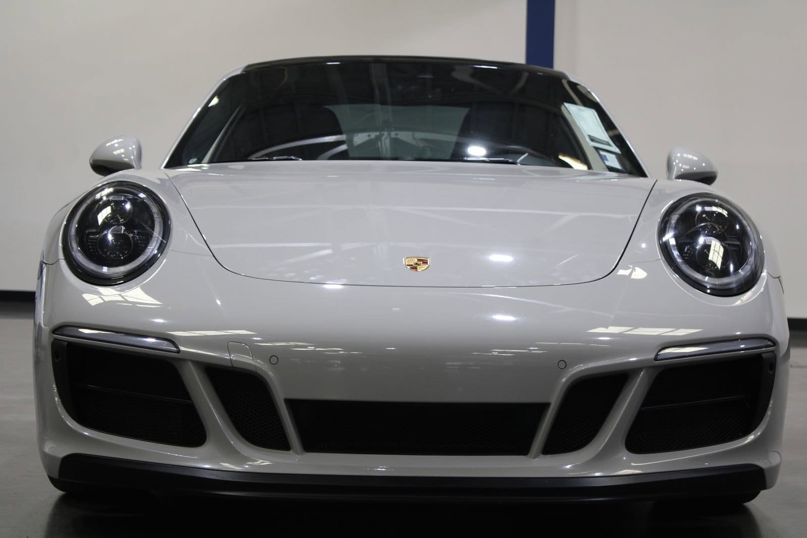 2019 Porsche 911 GTS - Photo 6