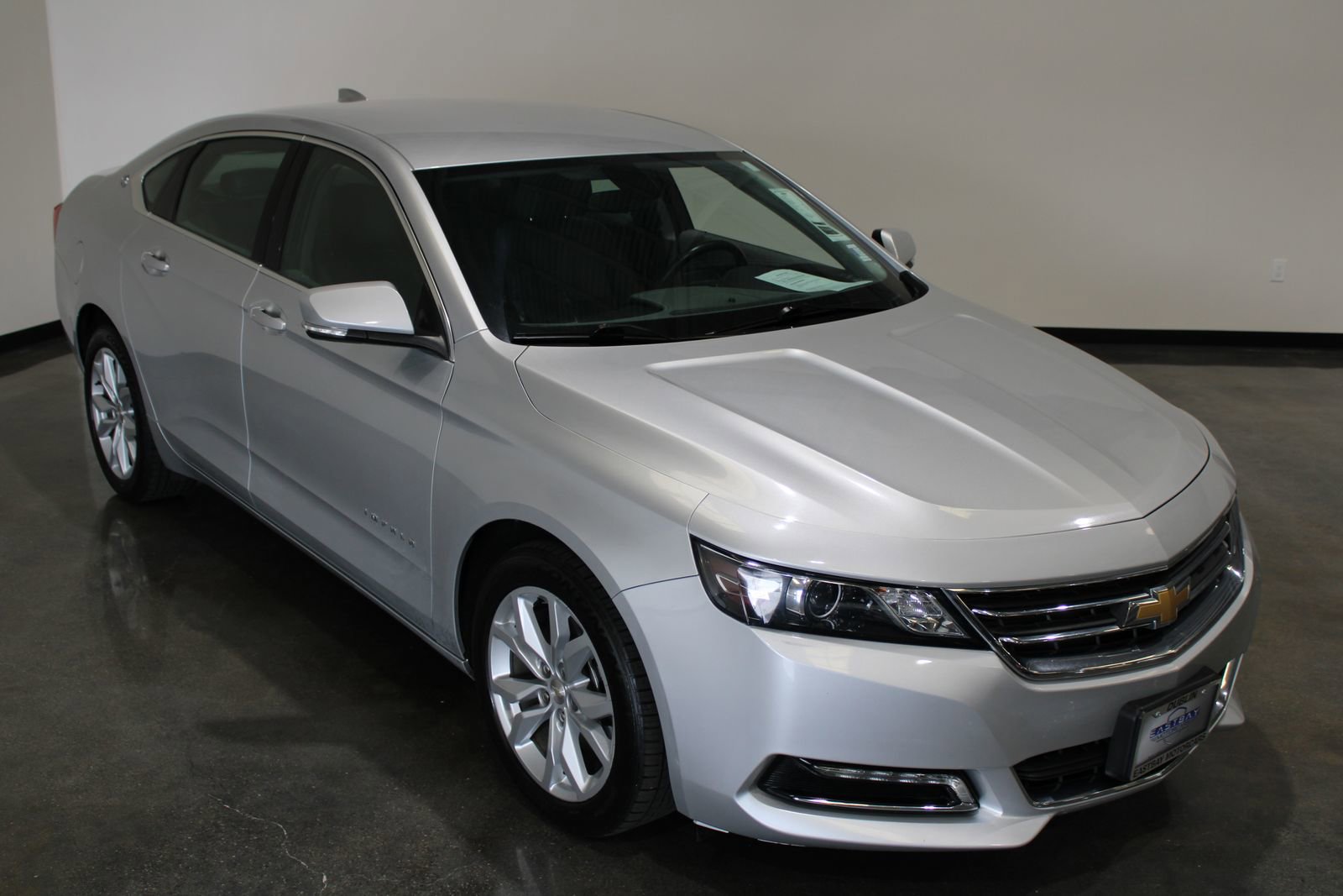 2019 Chevrolet Impala 1LT photo 3