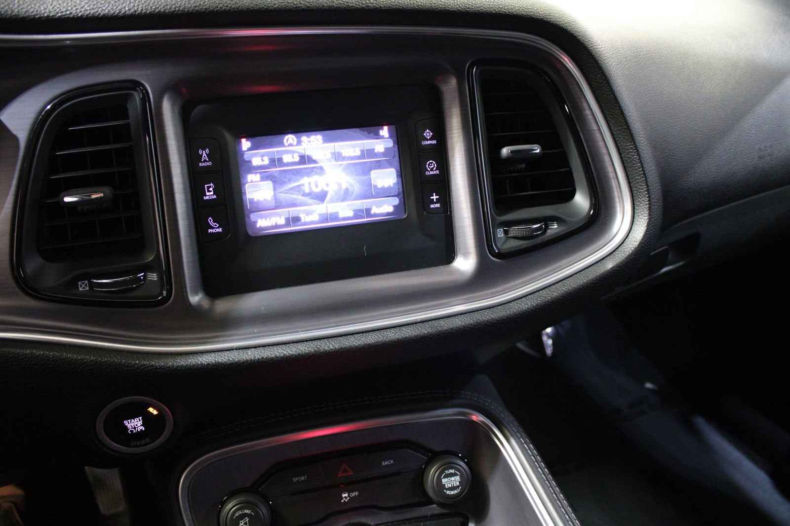 2015 Dodge Challenger R/T - Photo 25