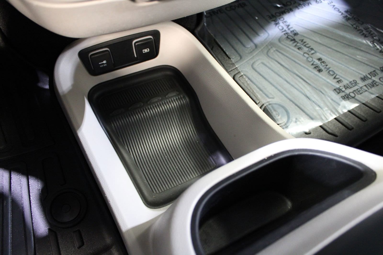 2021 Chrysler Pacifica Hybrid Touring L - Photo 39