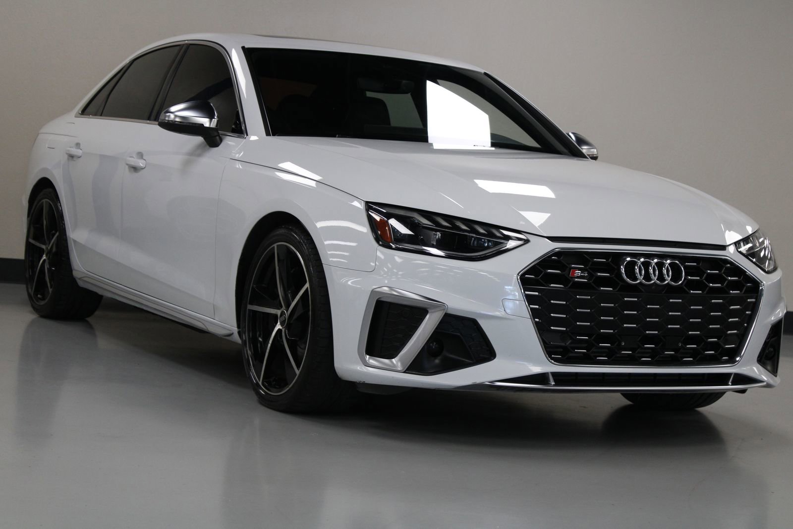 2022 Audi S4 Base Premium Plus photo 3
