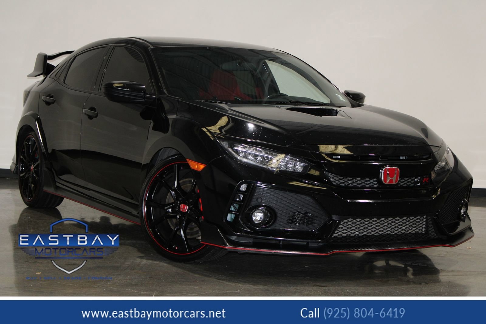 2019 Honda Civic Hatchback Type-R's photo