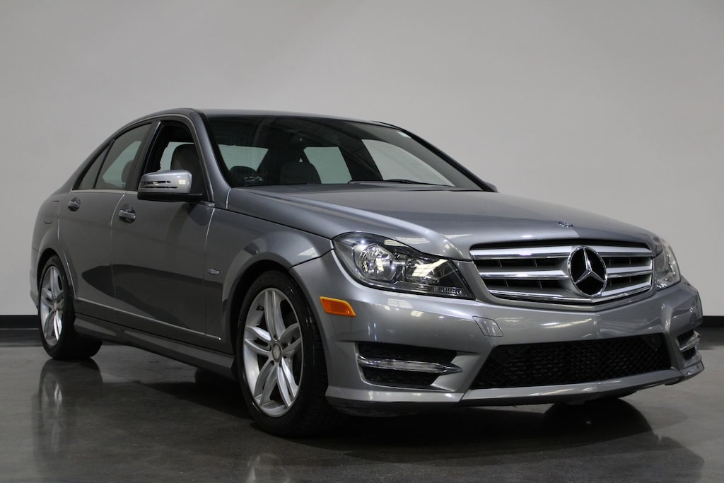 2012 Mercedes Benz C 250 Sport photo 3