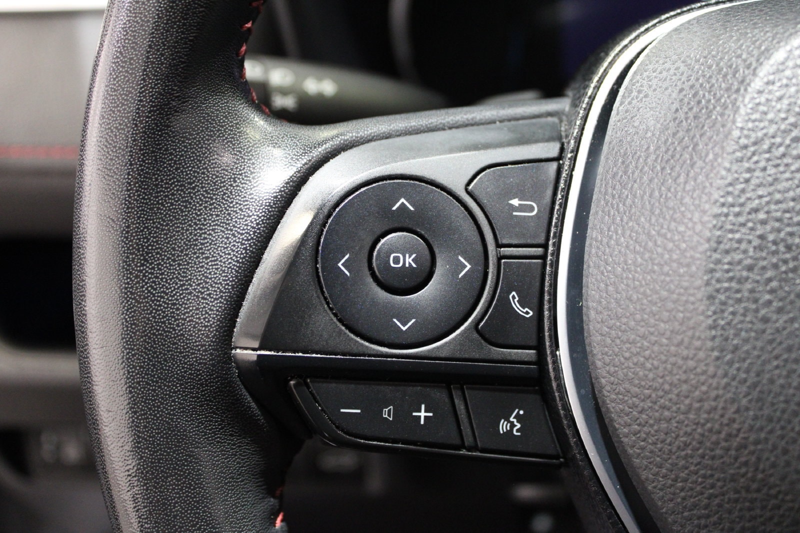 2022 Toyota RAV4 XSE - Photo 26