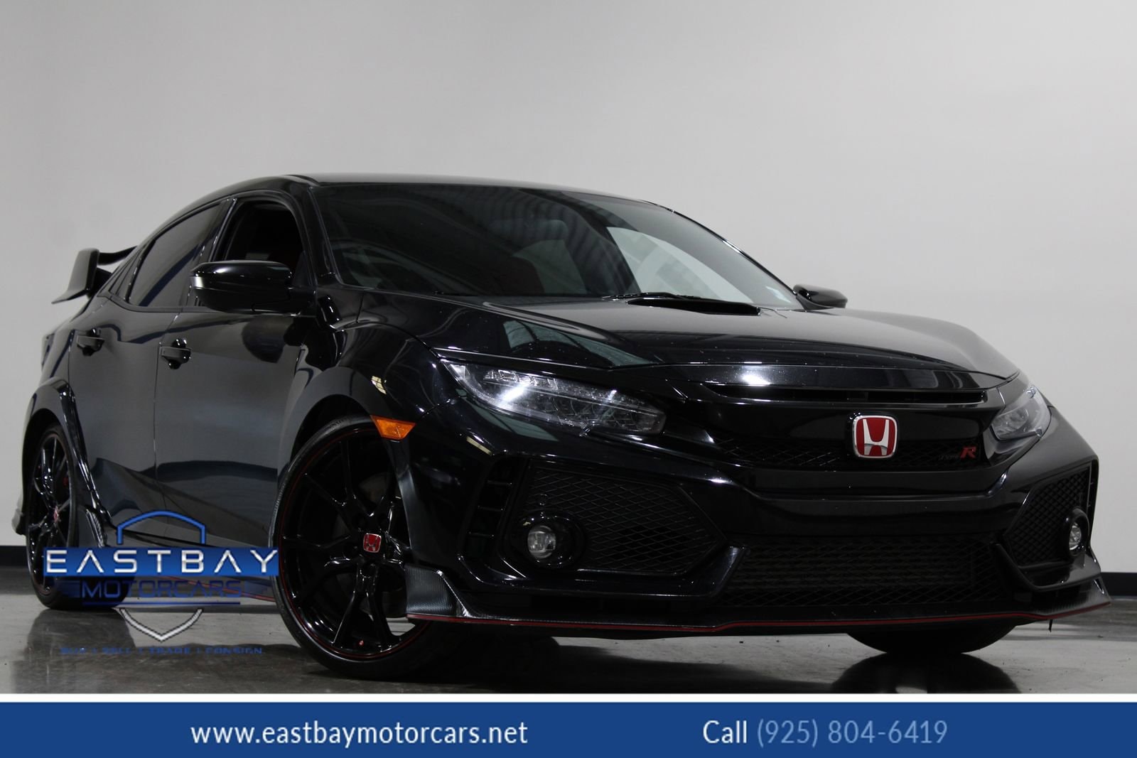 2019 Honda Civic Hatchback Type-R's photo
