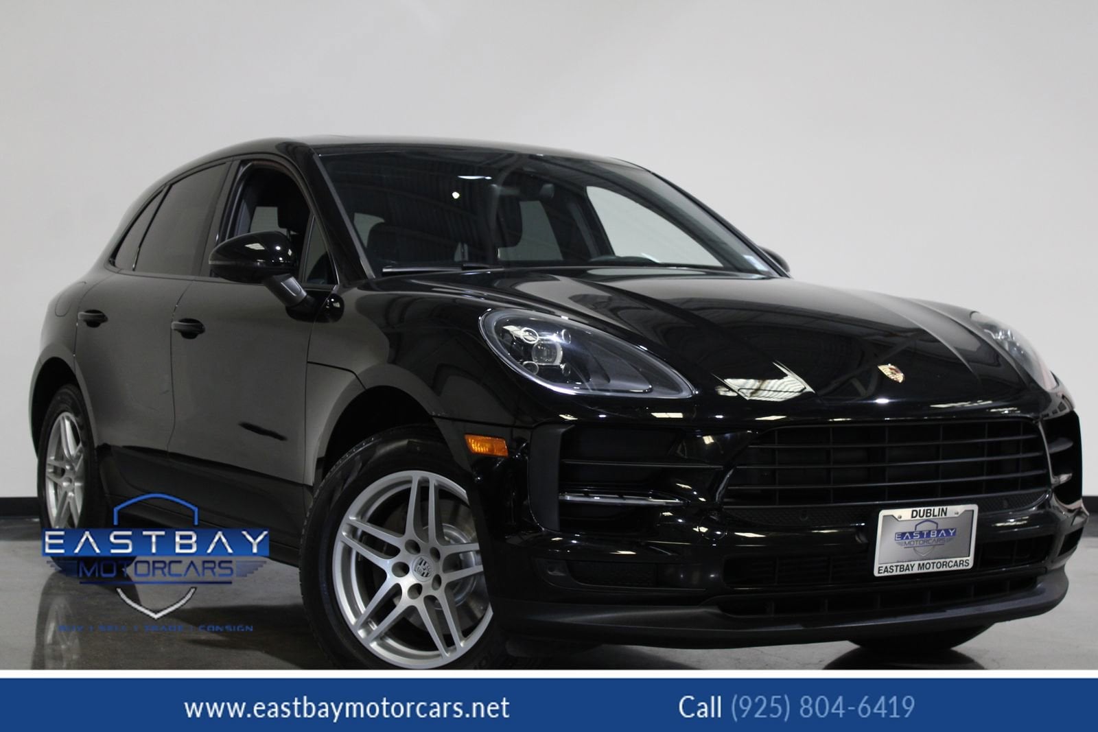 2020 Porsche Macan Base's photo