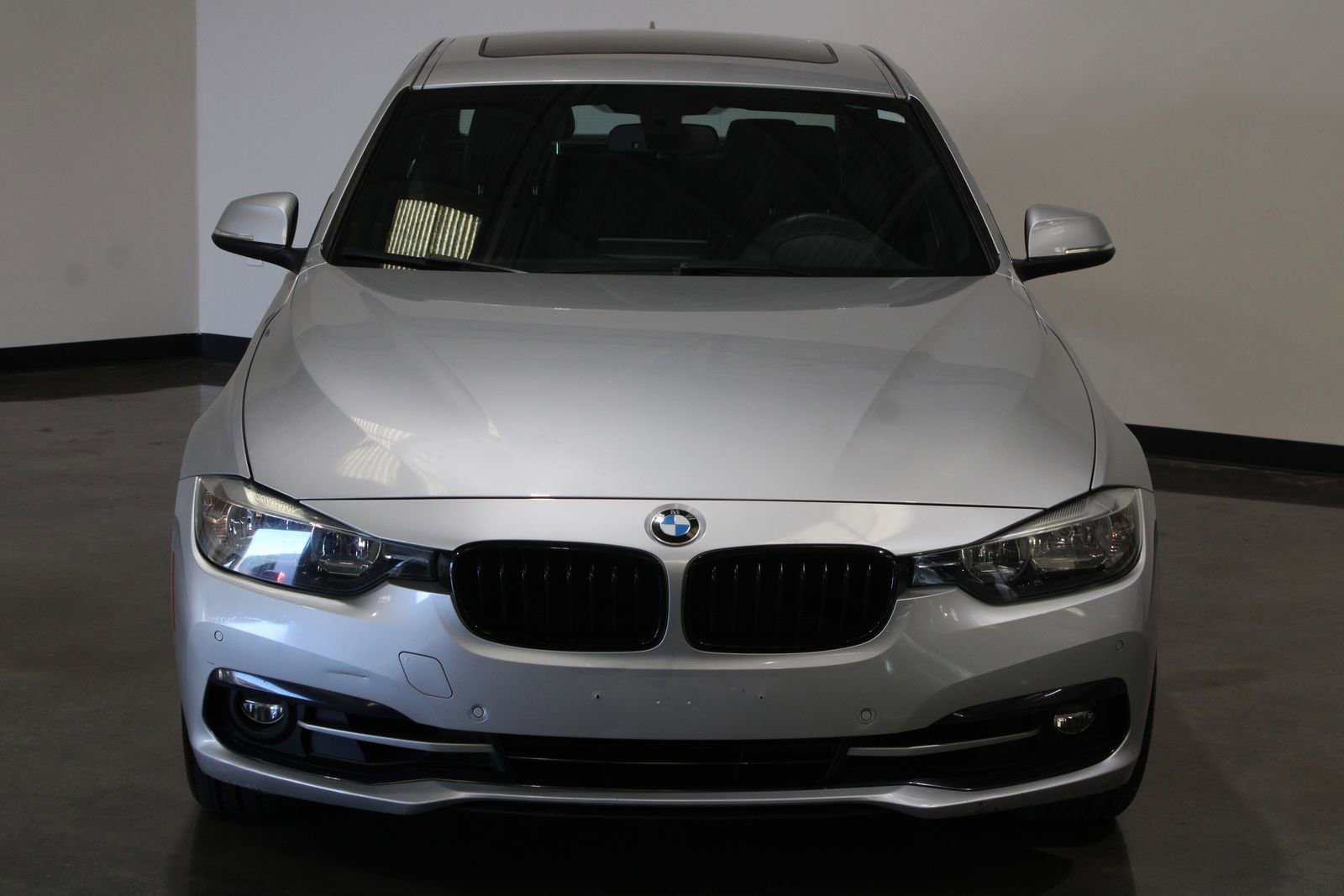 2017 Bmw 330i photo 4