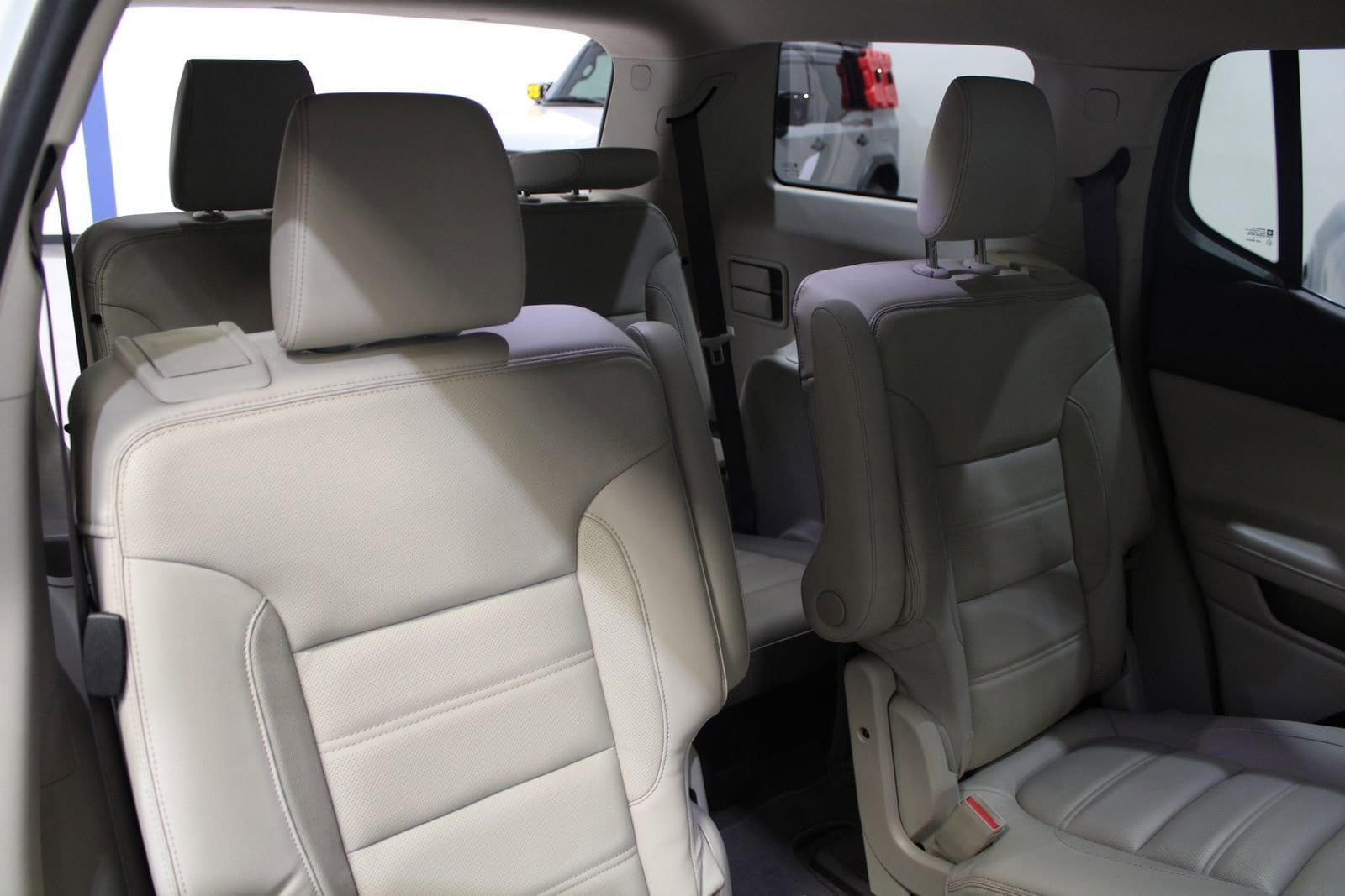 2017 GMC Acadia Denali - Photo 40