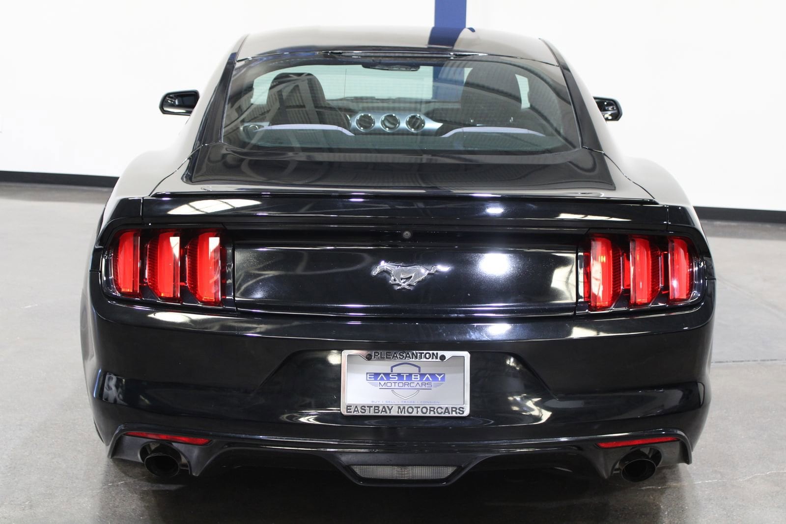 2017 Ford Mustang EcoBoost - Photo 10