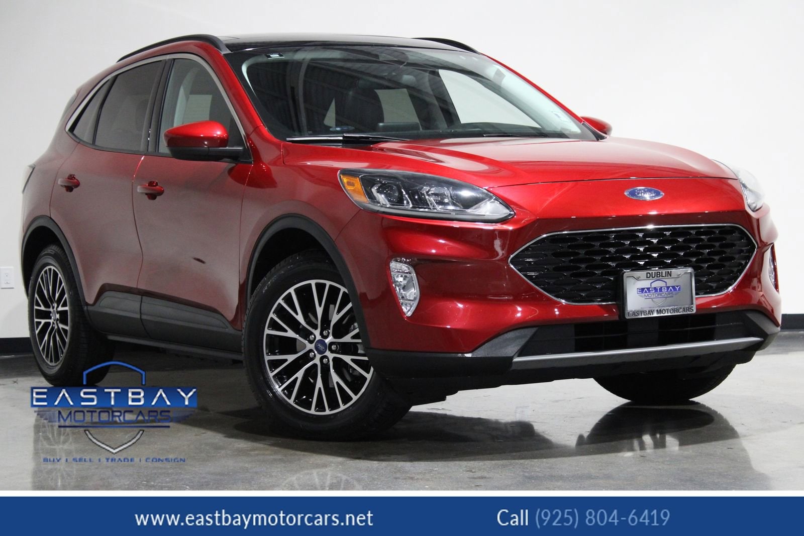 2022 Ford Escape SEL's photo