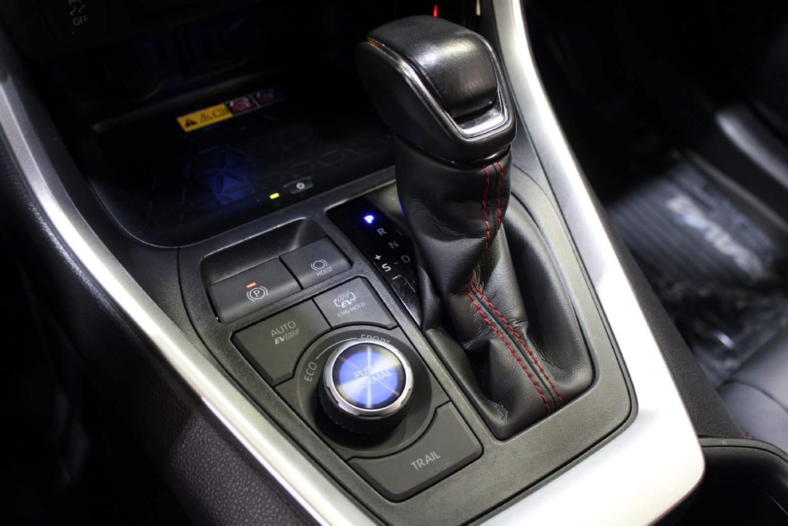2022 Toyota RAV4 XSE - Photo 35