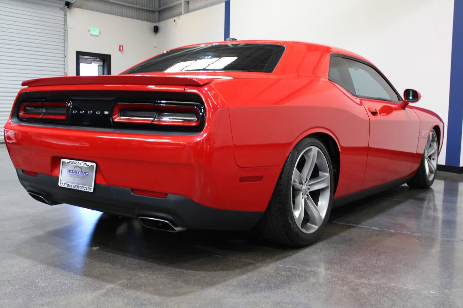 2015 Dodge Challenger R/T - Photo 11