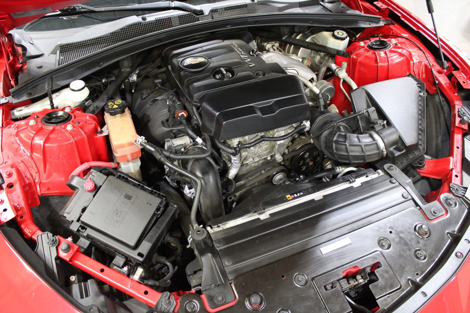 2019 Chevrolet Camaro 2LT - Photo 36