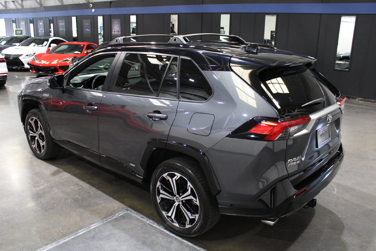 2022 Toyota RAV4 XSE - Photo 12