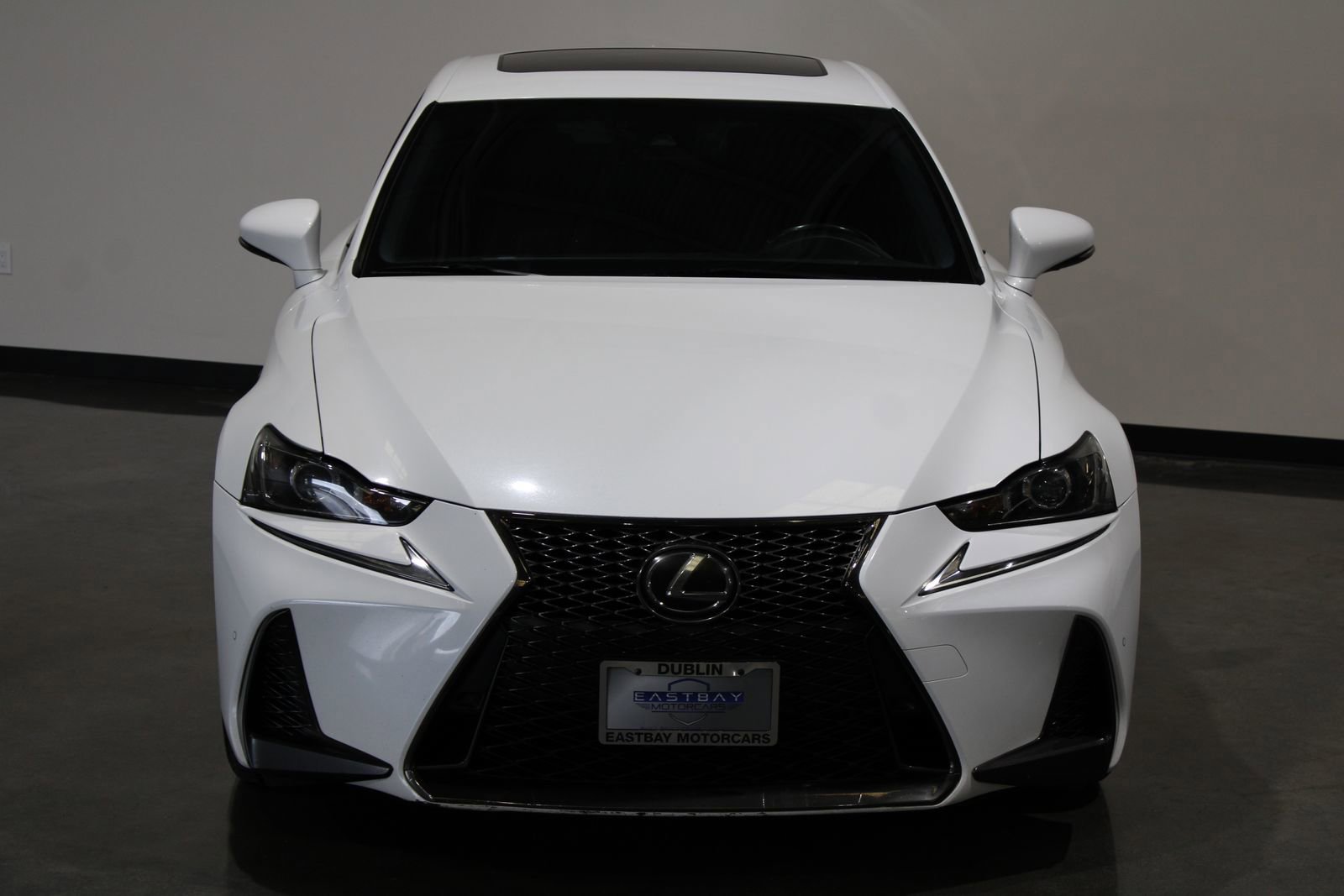 2018 Lexus IS 350 photo 4