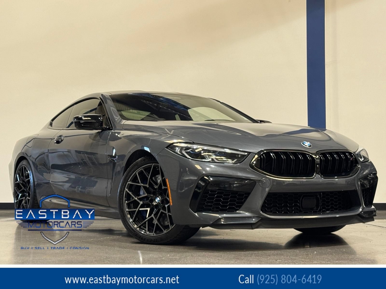 2022 BMW M8