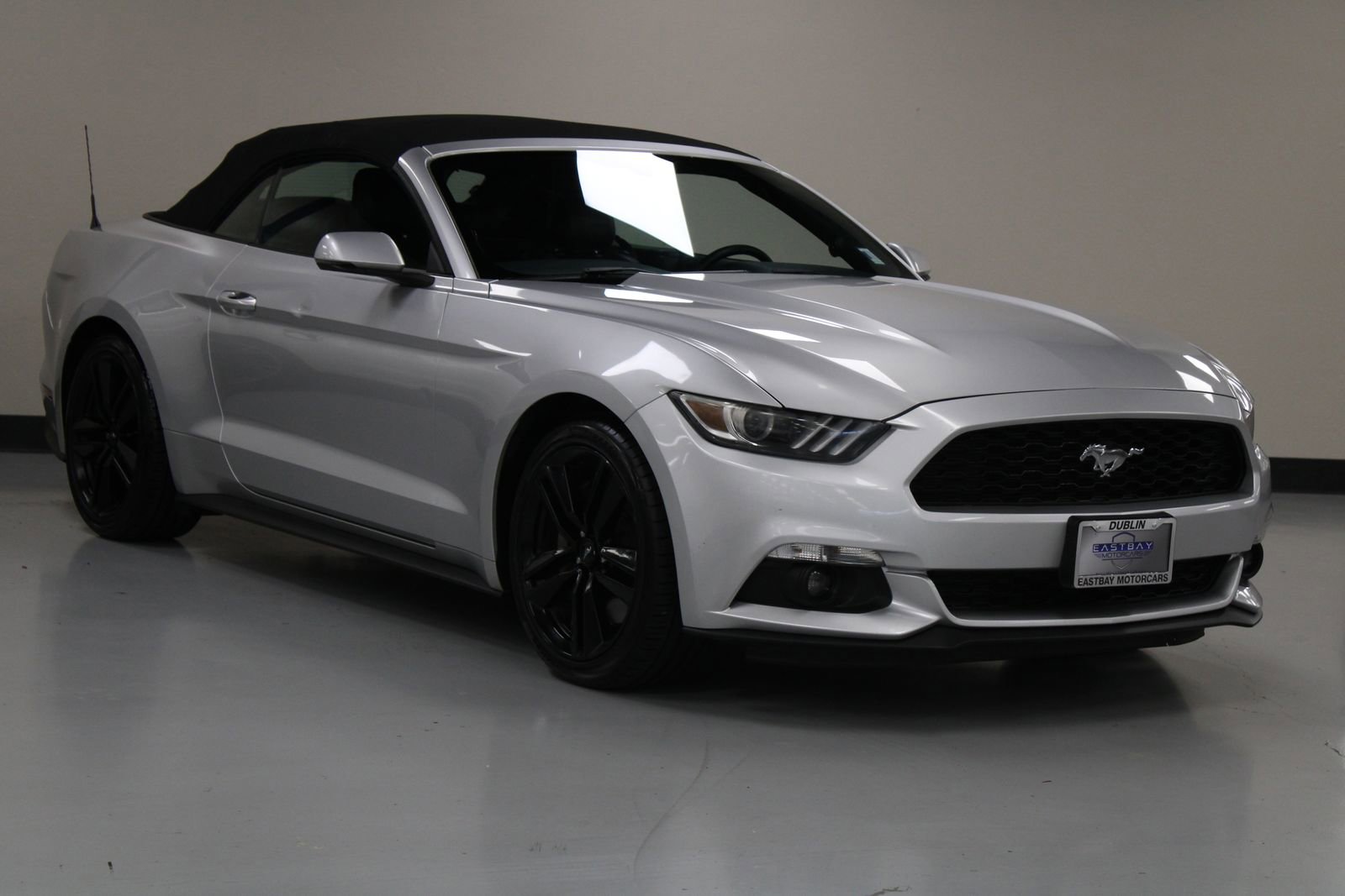 2016 Ford Mustang EcoBoost Premium Convertible photo 2