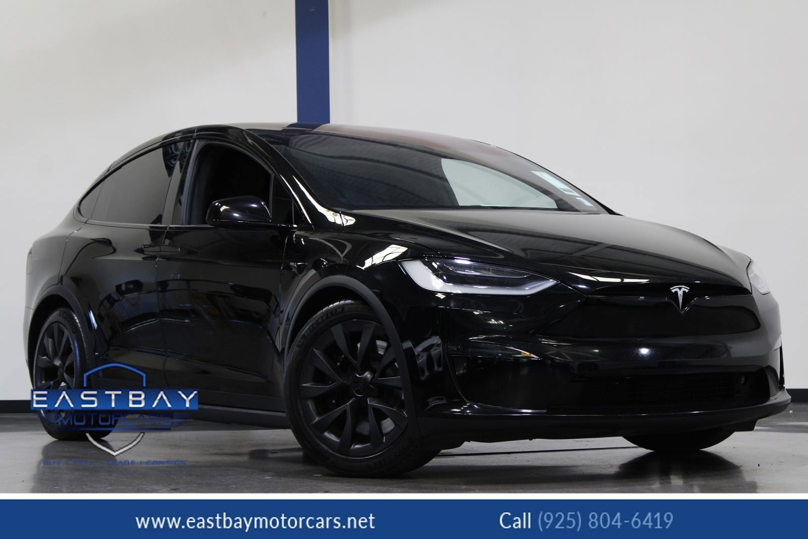 2023 Tesla Model X Long Range's photo