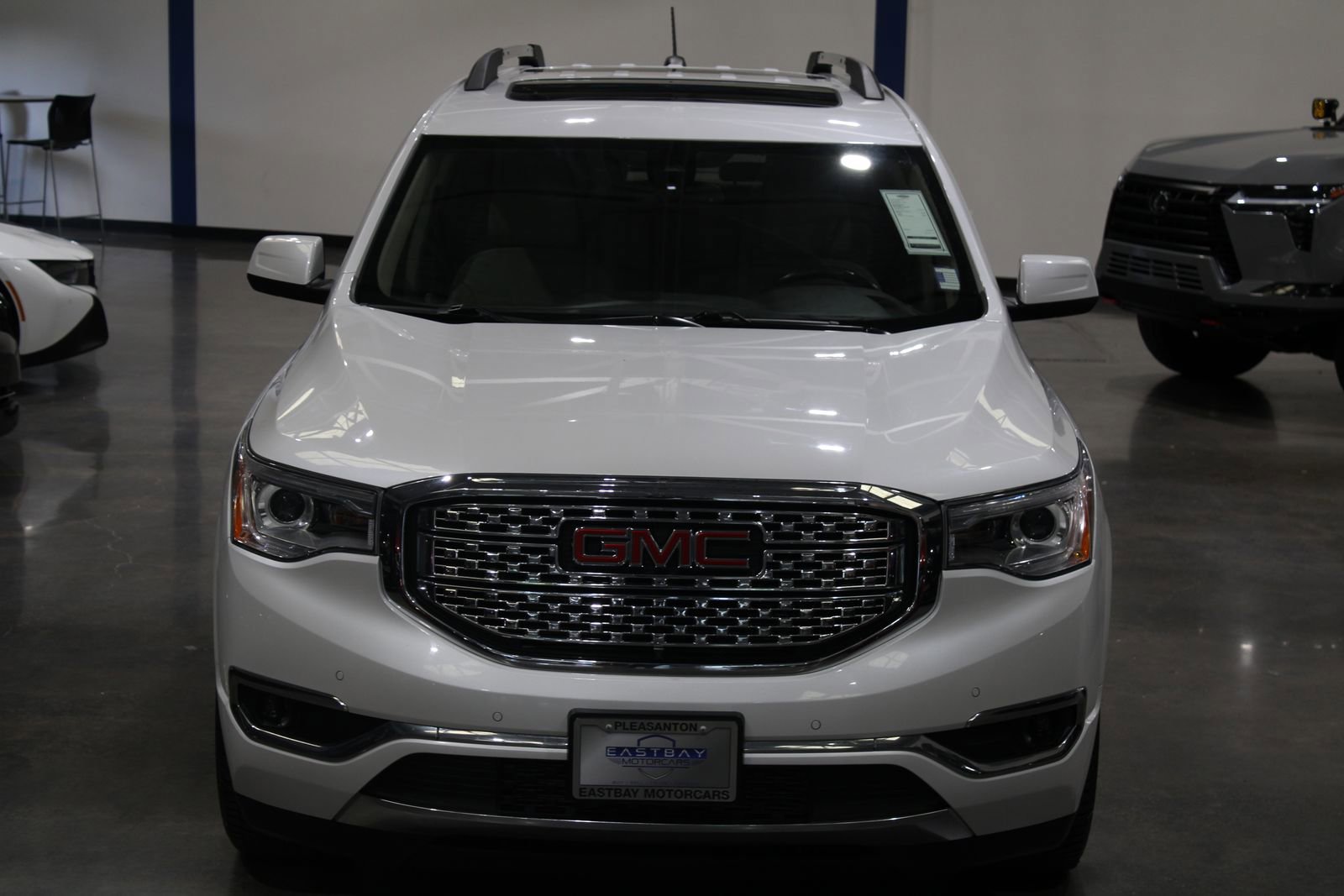 2017 GMC Acadia Denali - Photo 7