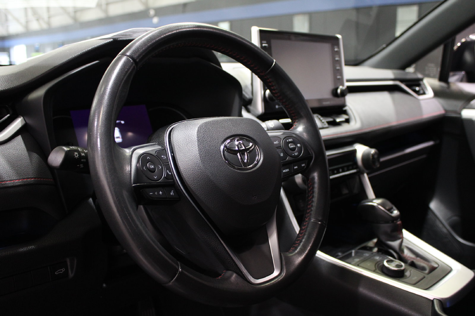 2022 Toyota RAV4 XSE - Photo 24