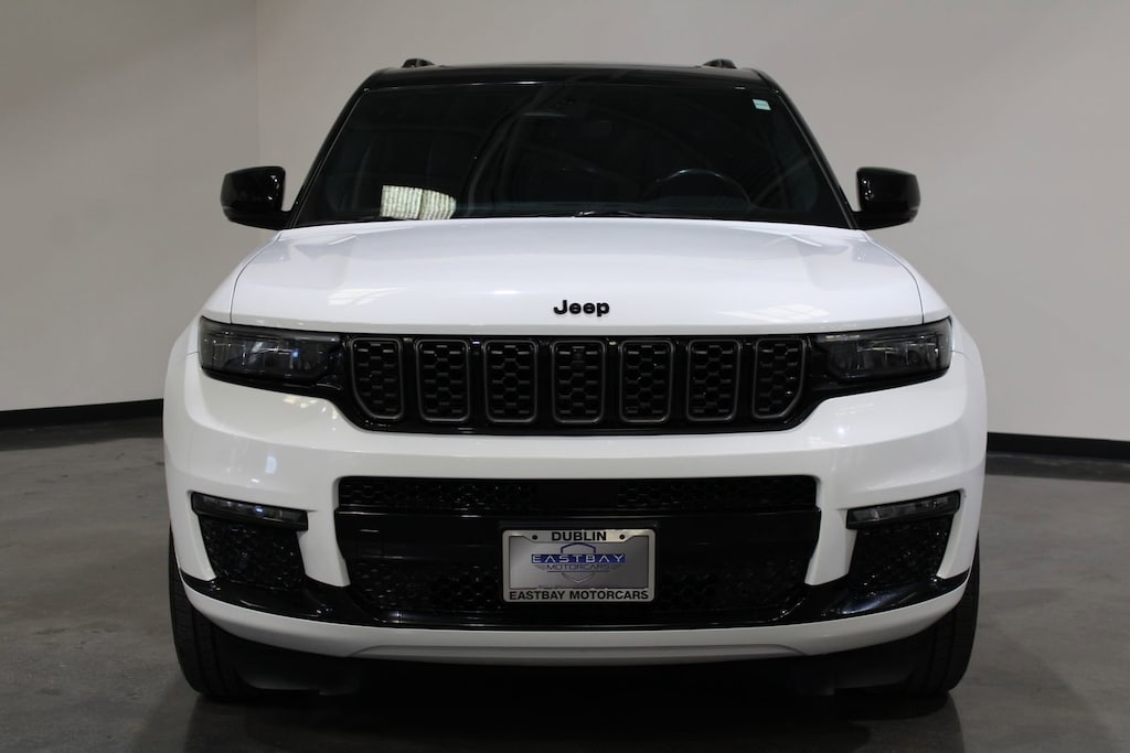 2023 Jeep Grand Cherokee L Summit Reserve photo 4