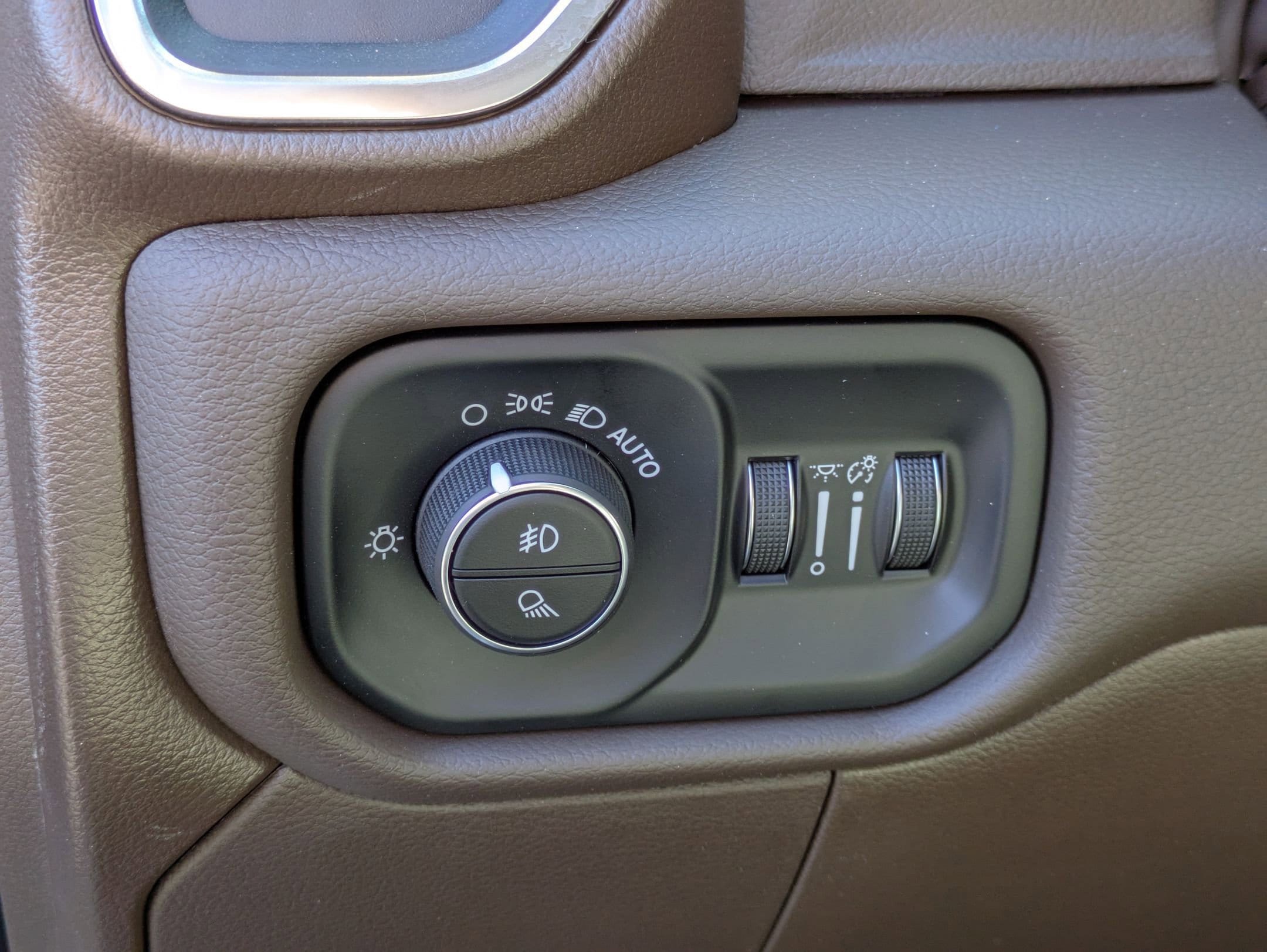 2026 RAM 2500 Laramie - Photo 15