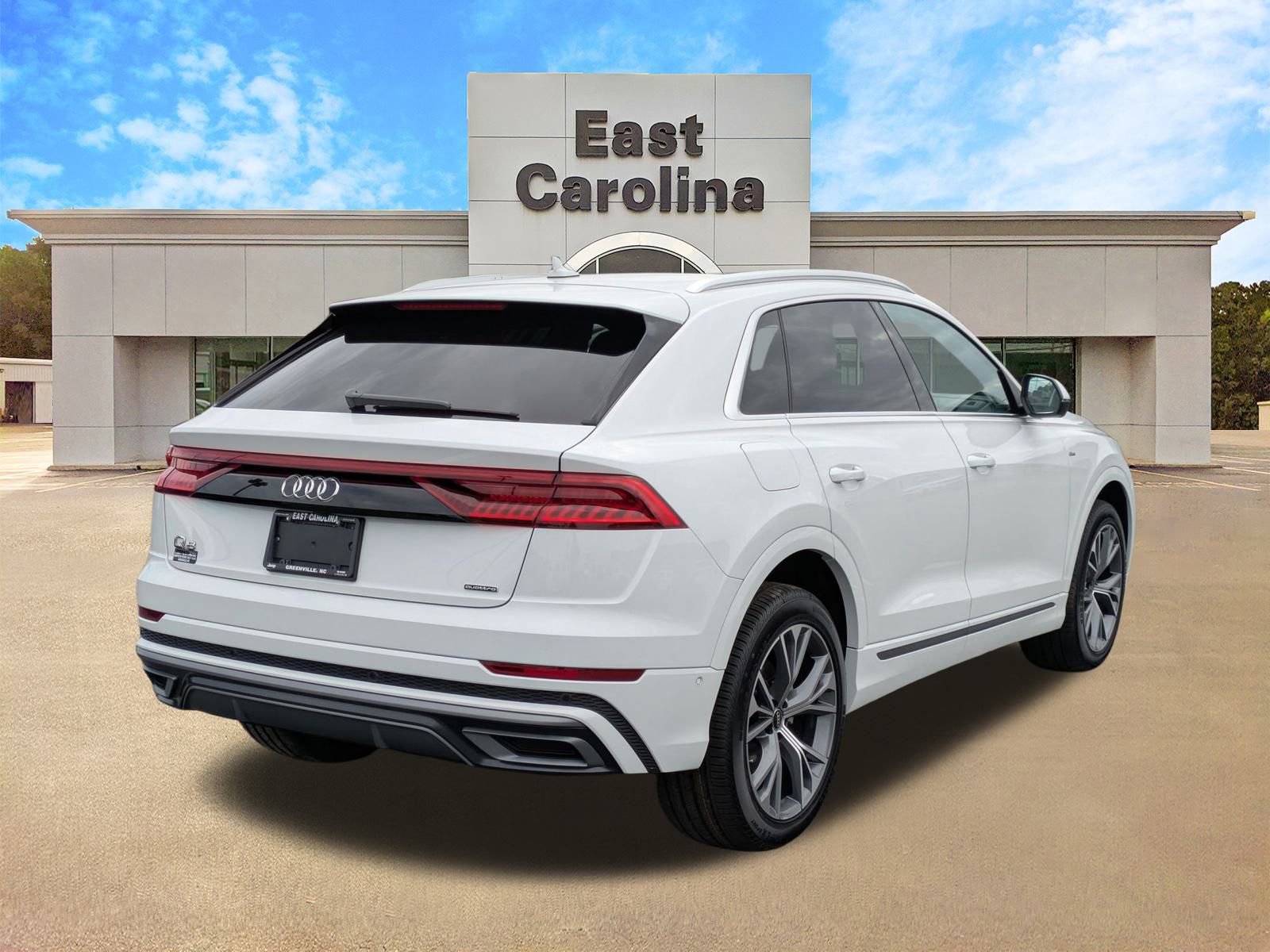 2023 Audi Q8 line Premium Plus photo 3