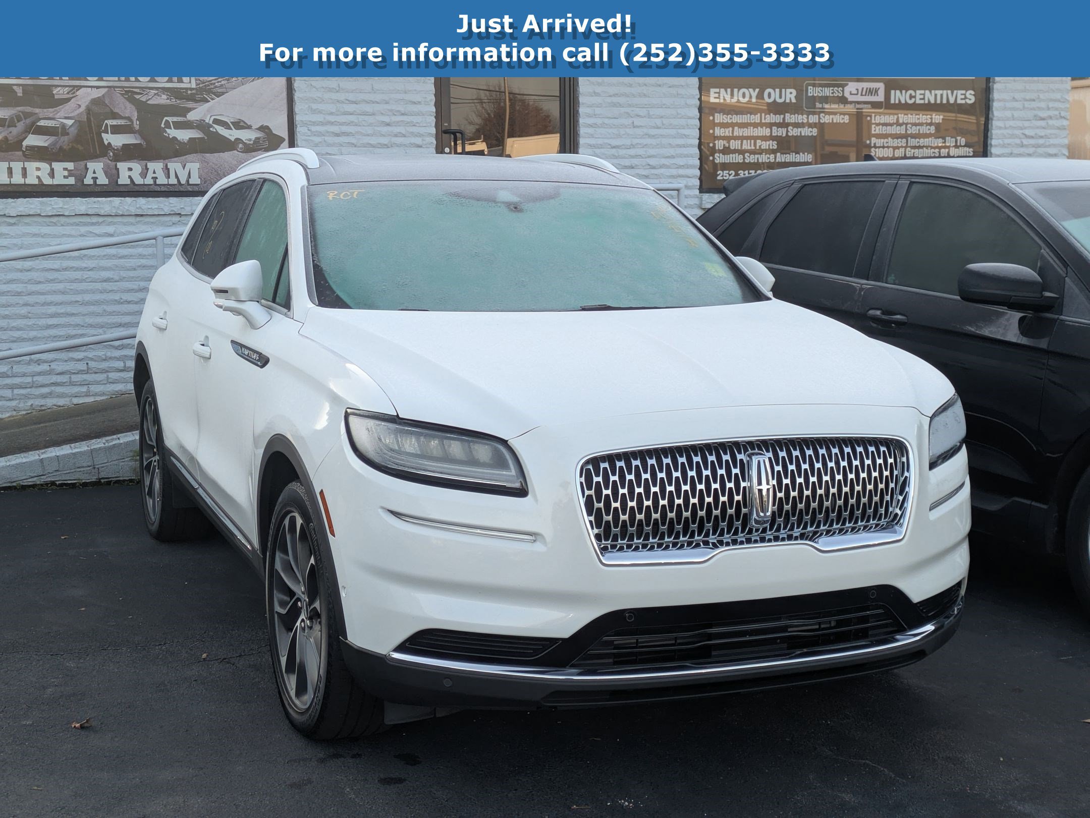 2022 Lincoln Nautilus Reserve's photo