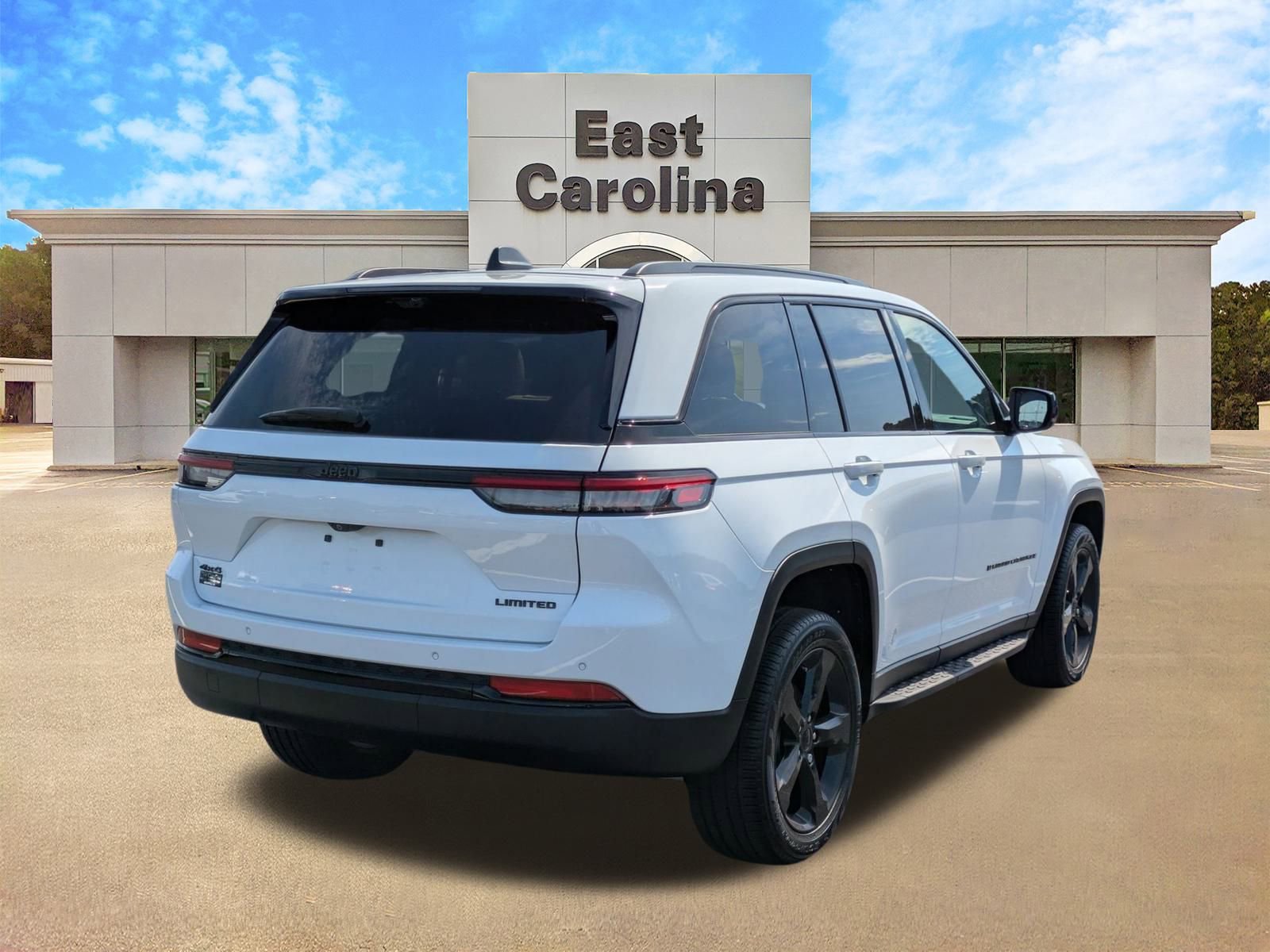 2024 Jeep Grand Cherokee Limited photo 2