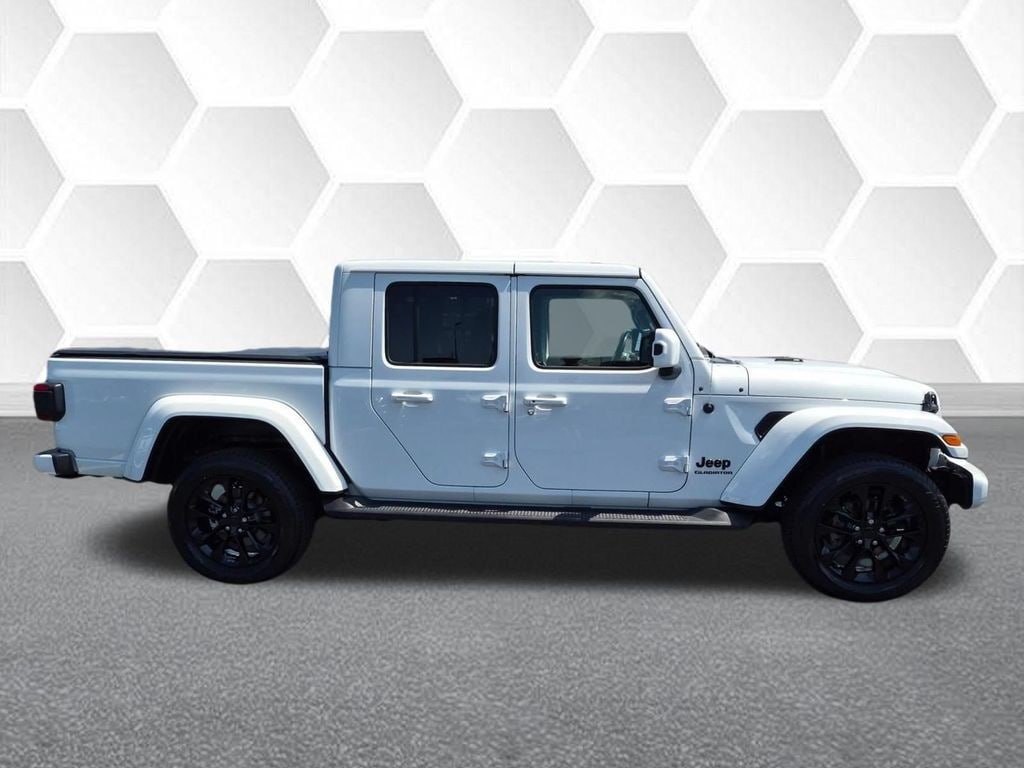 Certified 2021 Jeep Gladiator Overland Truck Crew Cab