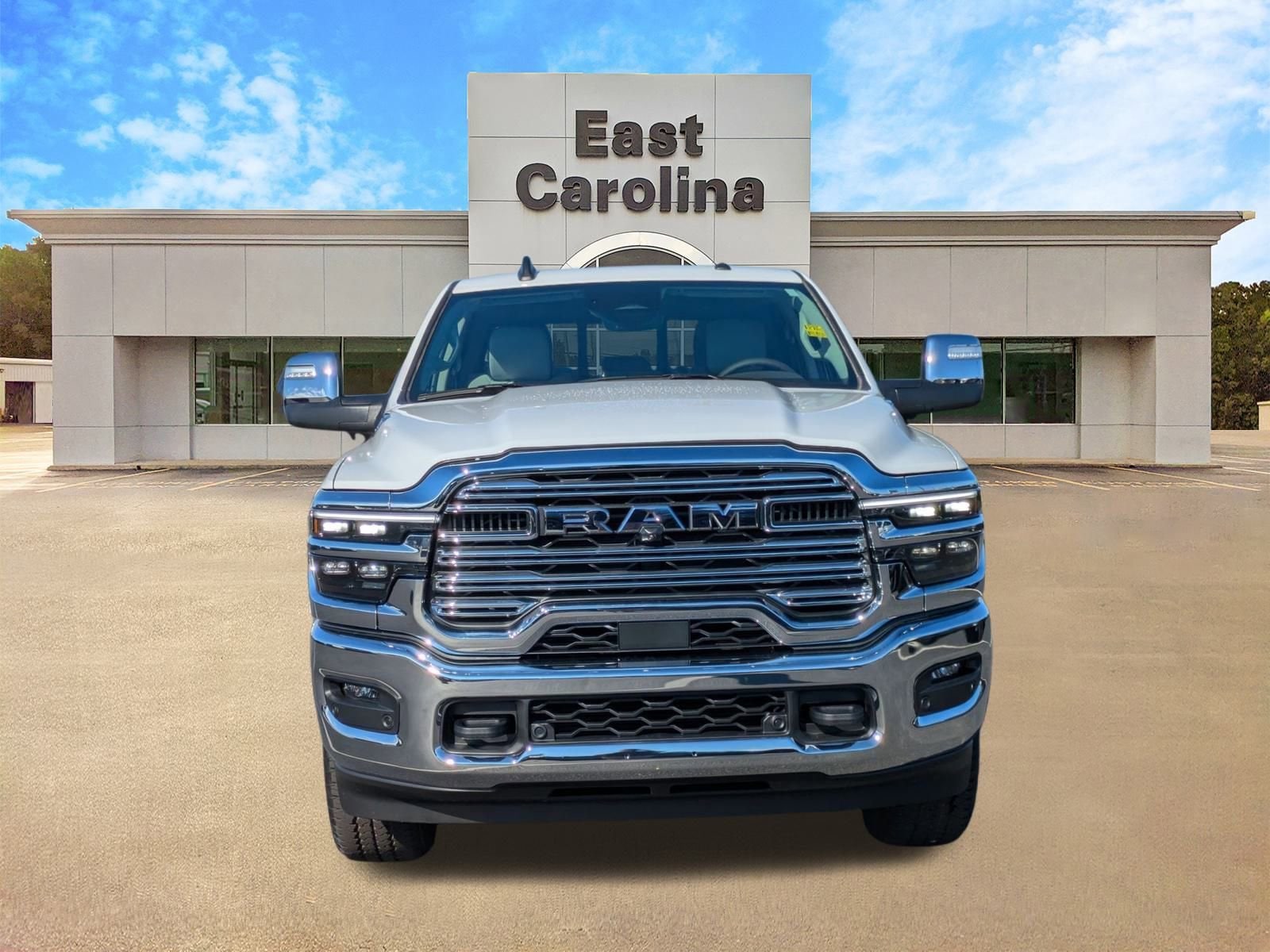 2026 RAM 2500 Laramie - Photo 9