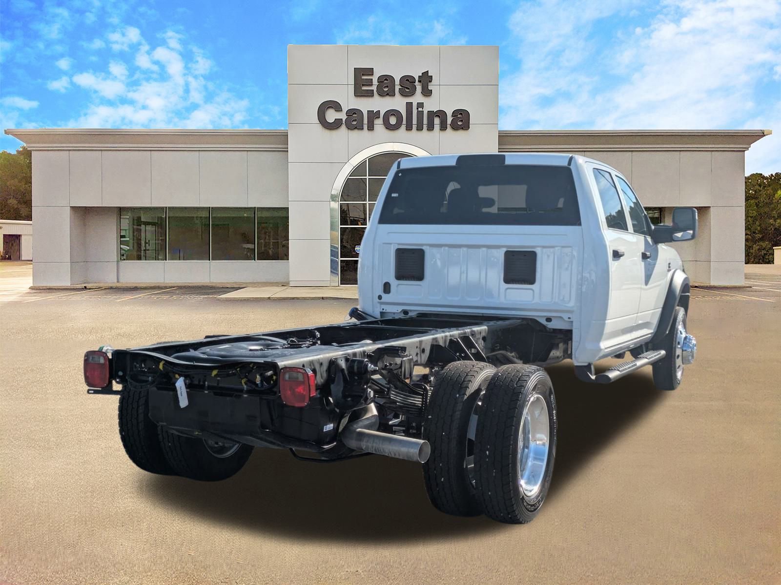 2026 Ram 4500 Tradesman photo 3