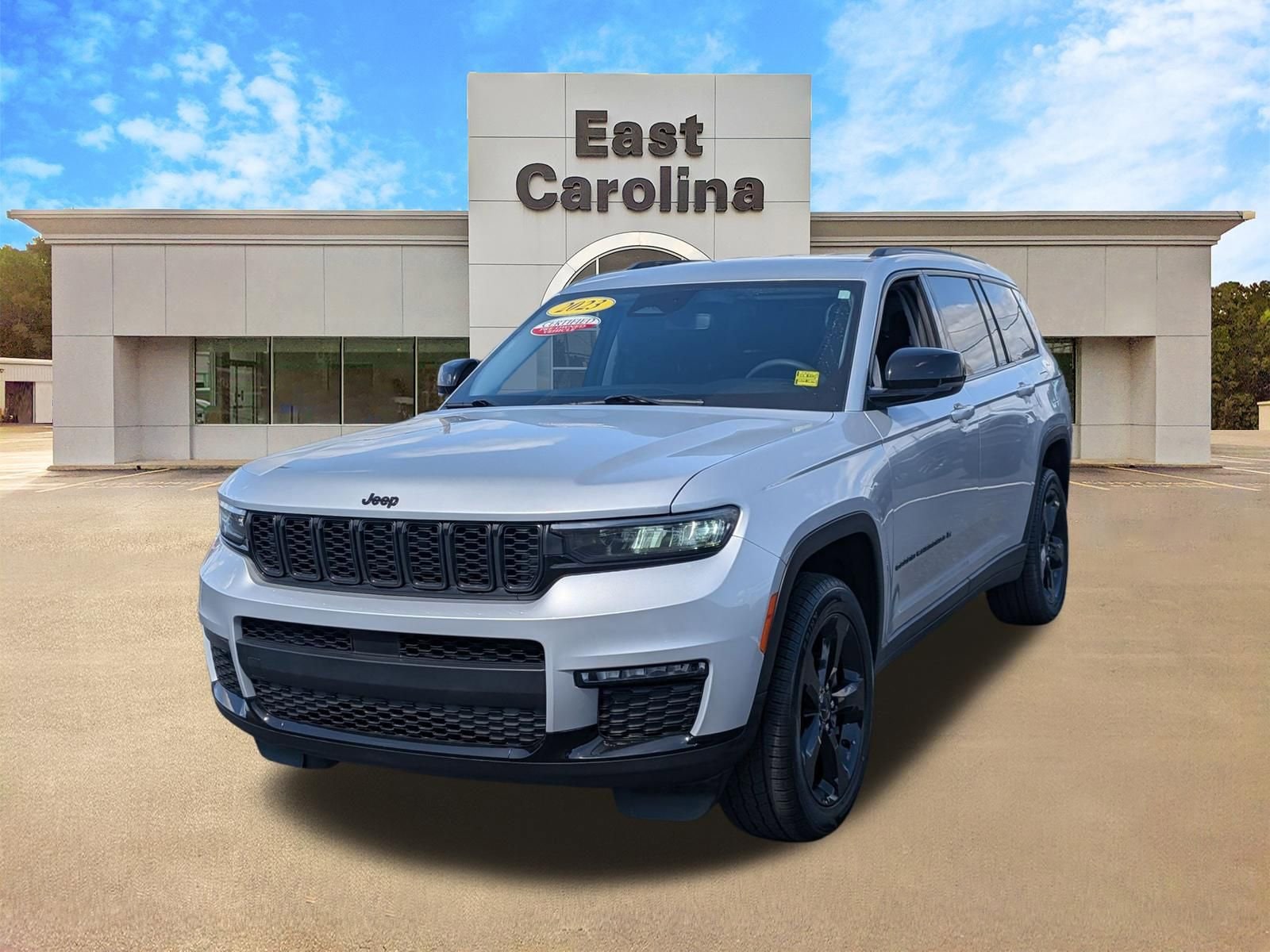 View vehicle photo 7