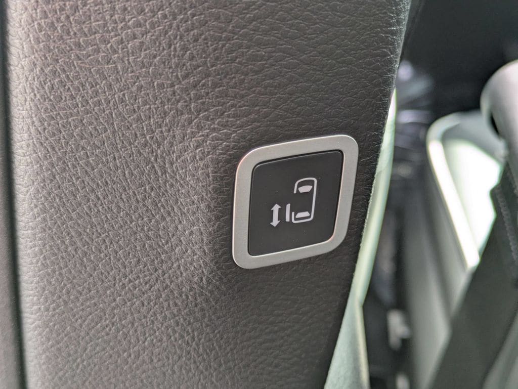 2026 Chrysler Pacifica Limited - Photo 27