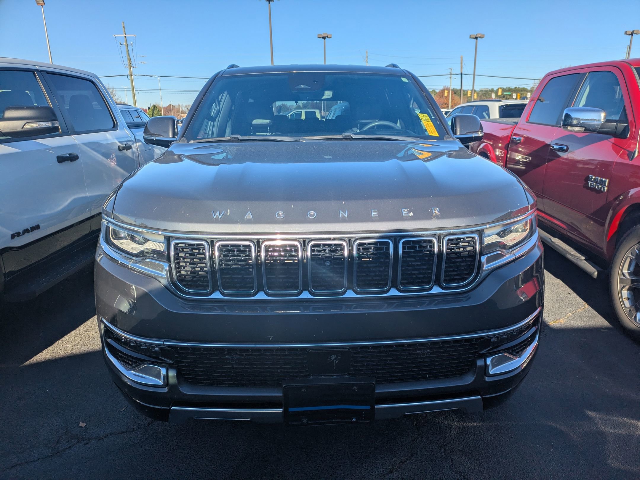 2022 Jeep Wagoneer Series III photo 2