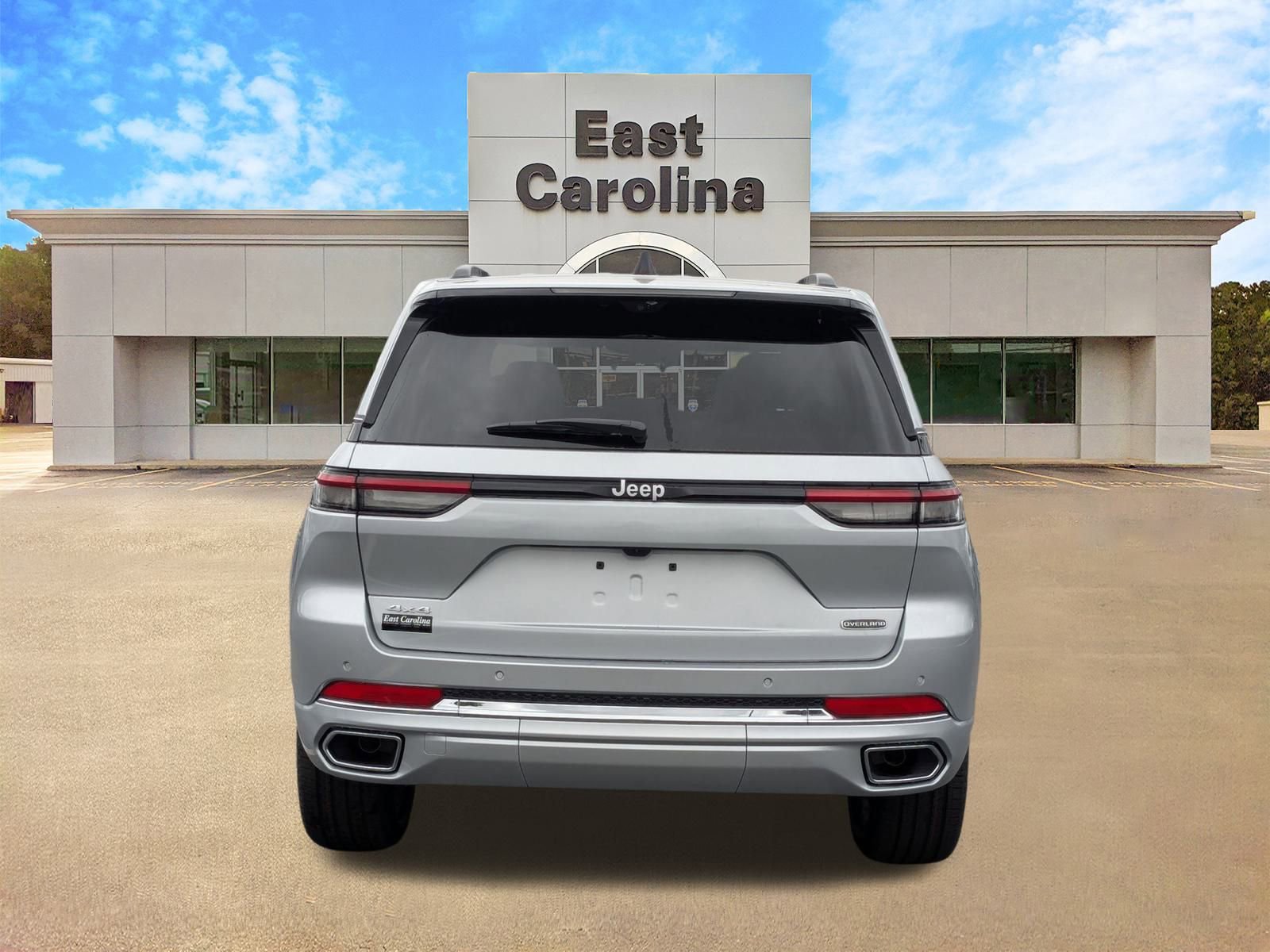 2025 Jeep Grand Cherokee Overland Sport photo 4