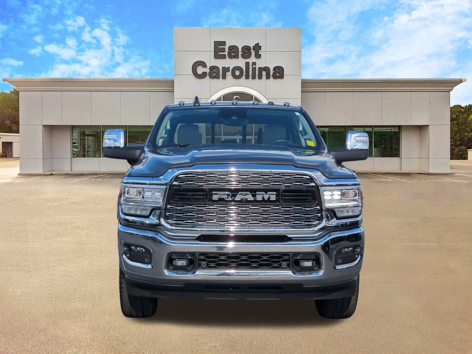 2023 Ram 2500 Limited photo 3