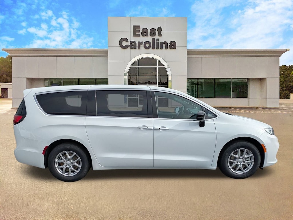 New 2026 Chrysler Pacifica Select Passenger Van