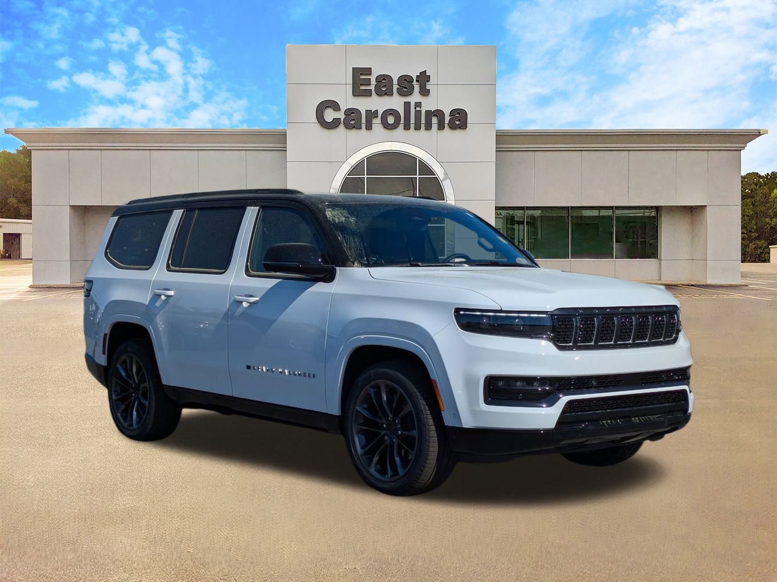 2025 Jeep Grand Wagoneer II photo 2