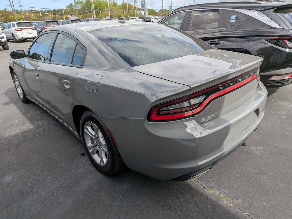 Used 2019 Dodge Charger SXT Sedan