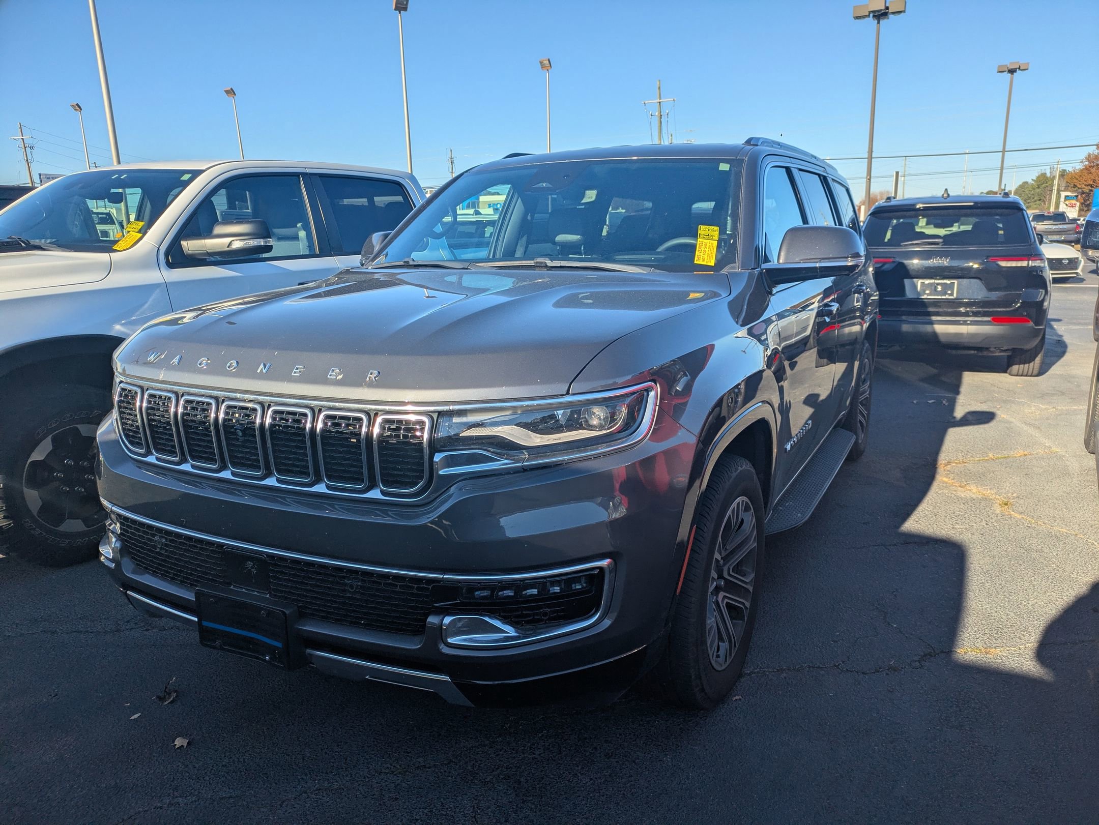 2022 Jeep Wagoneer Series III photo 3